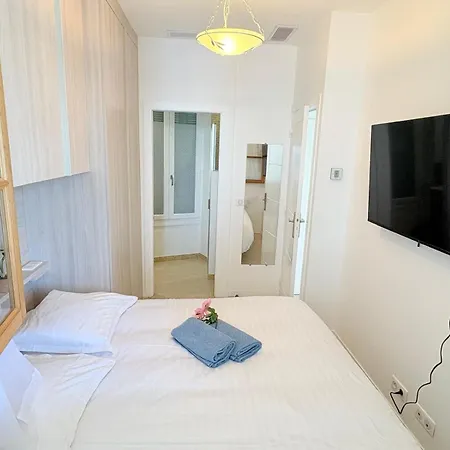 Neptune Ap4453 By Riviera Homes Apartamento *